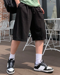 Korean Black Loose Fit Men's Shorts